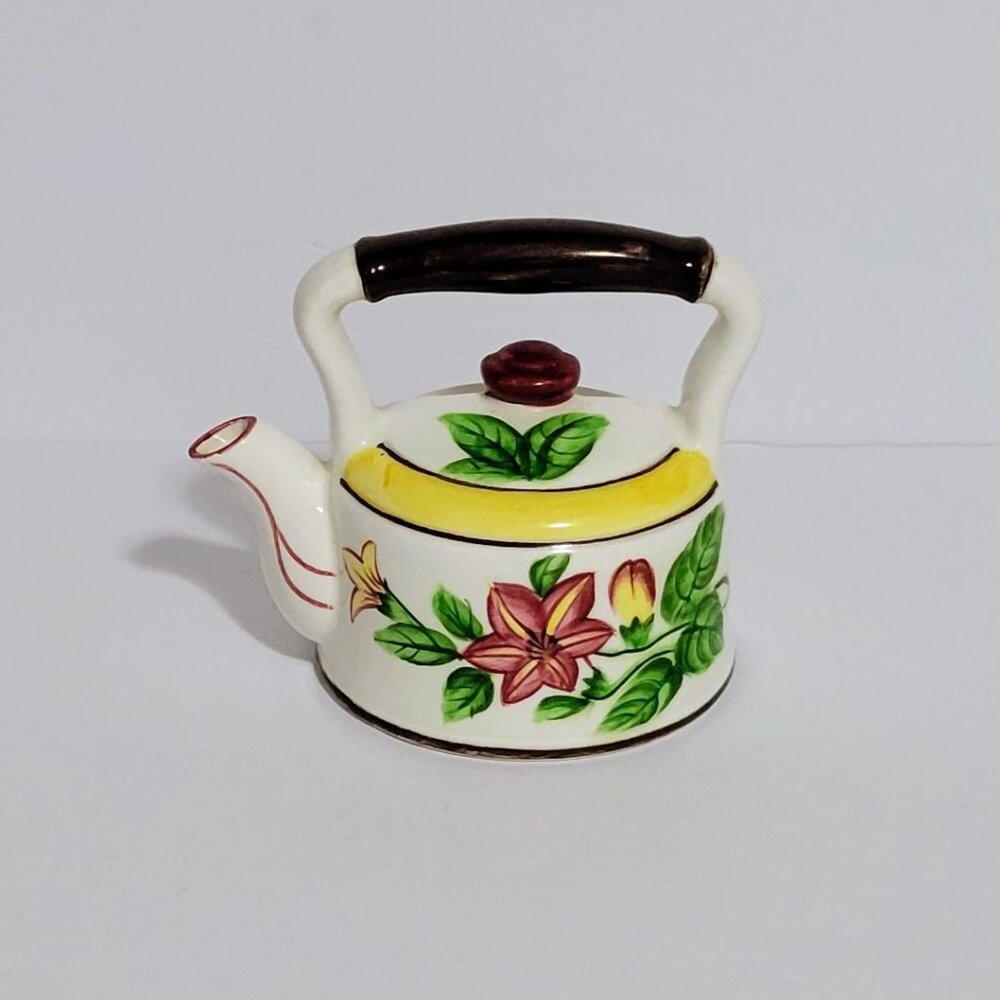 Vintage Ucagco China Hand Painted in Japan Small Teapot Planter ~ Succulents